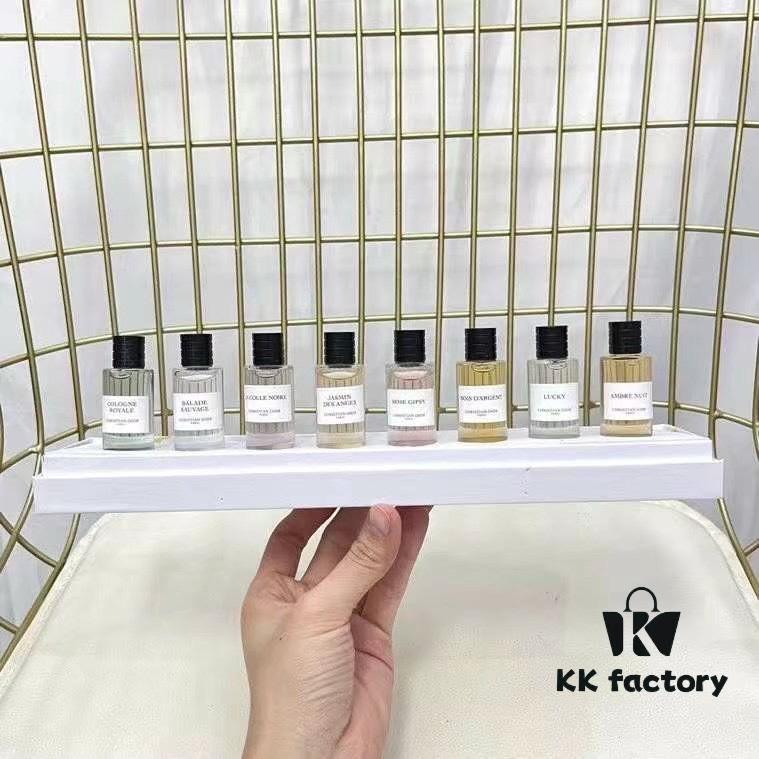 Dior Collection Perfume Sample Set of 8 Pieces – 7.5ml Each, No Spray Nozzles, With Chinese Labels, In Stock
