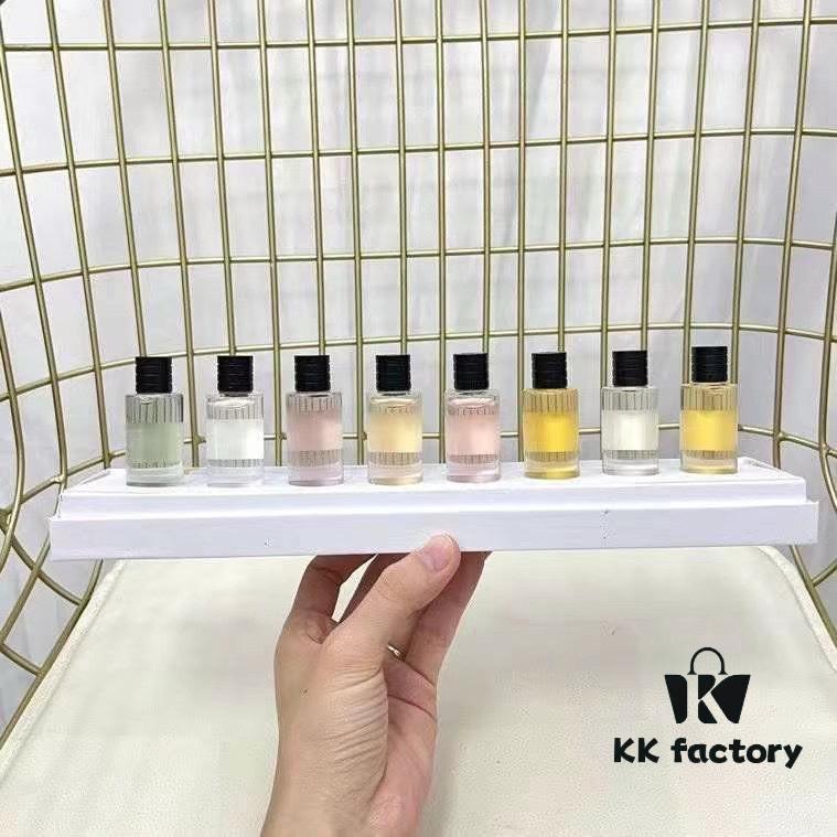 Dior Collection Perfume Sample Set of 8 Pieces – 7.5ml Each, No Spray Nozzles, With Chinese Labels, In Stock