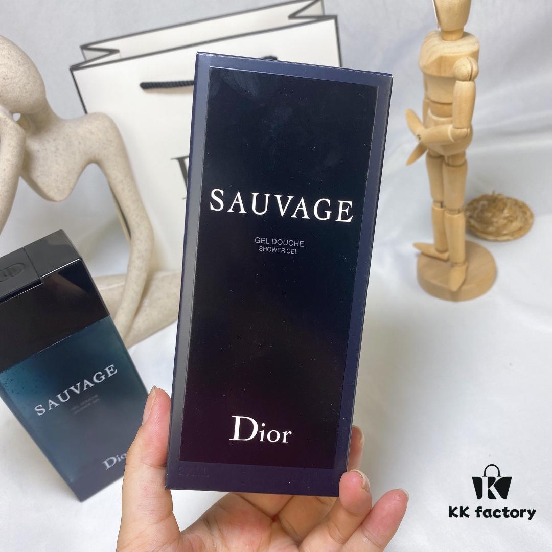 Dior Sauvage Men's Fragrance Shower Gel 200ML Refreshing and Moisturizing