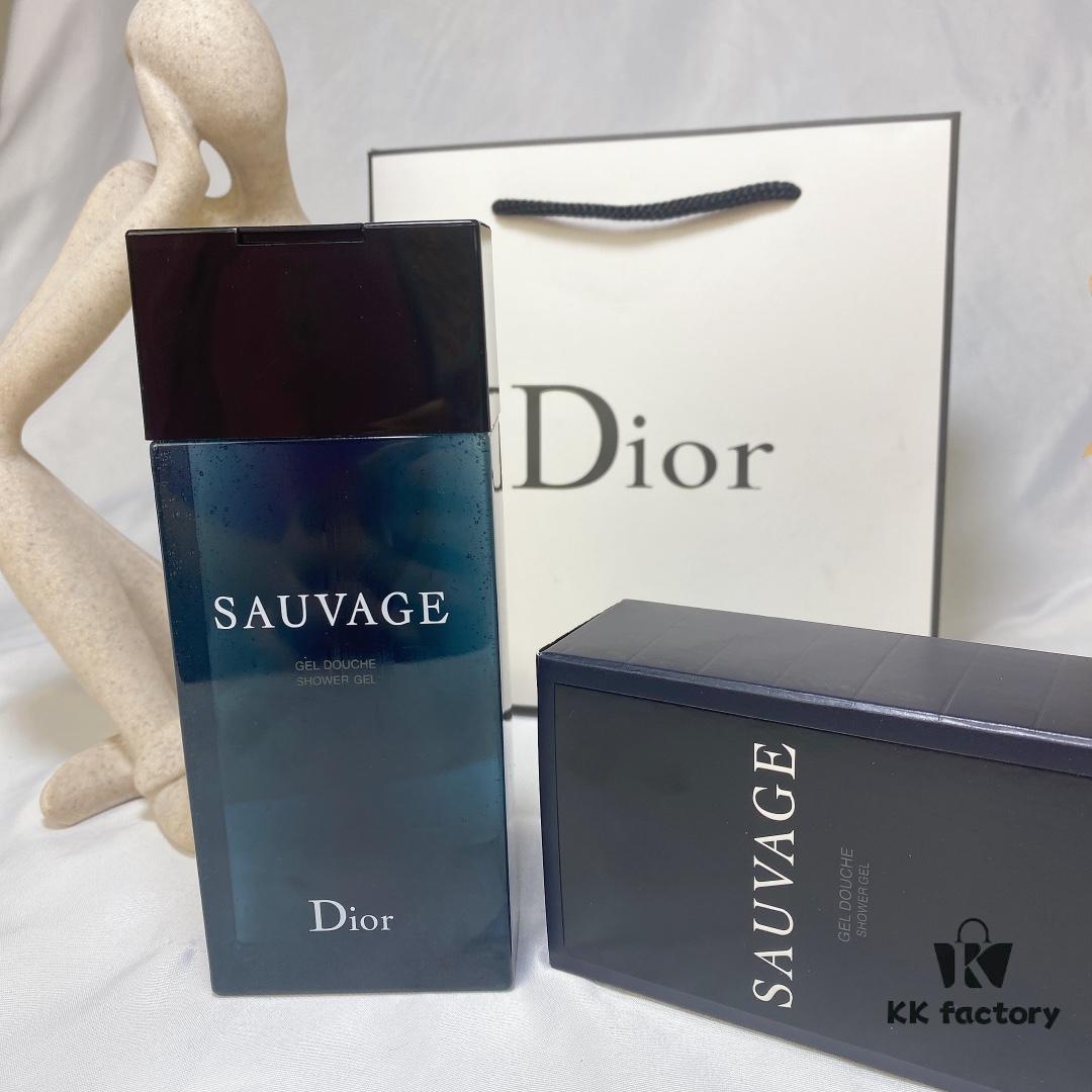 Dior Sauvage Men's Fragrance Shower Gel 200ML Refreshing and Moisturizing