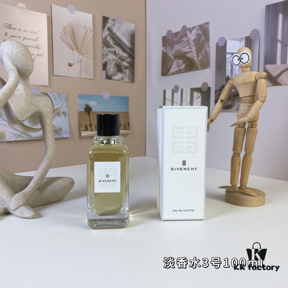 Givenchy No.3 Eau de Parfum 100ml
