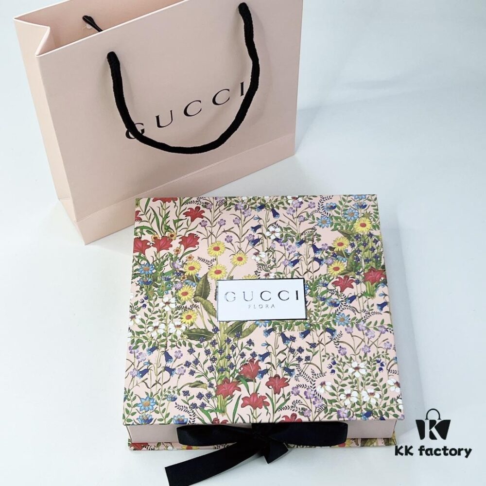 Free Shipping Gucci Garden Luxury Perfume Sample Set of 6! Scents: Anekke Gardenia, Anekke Jasmine, Bloom Gardenia, Flora Pink, Rouge Flora, Bloom Ambre