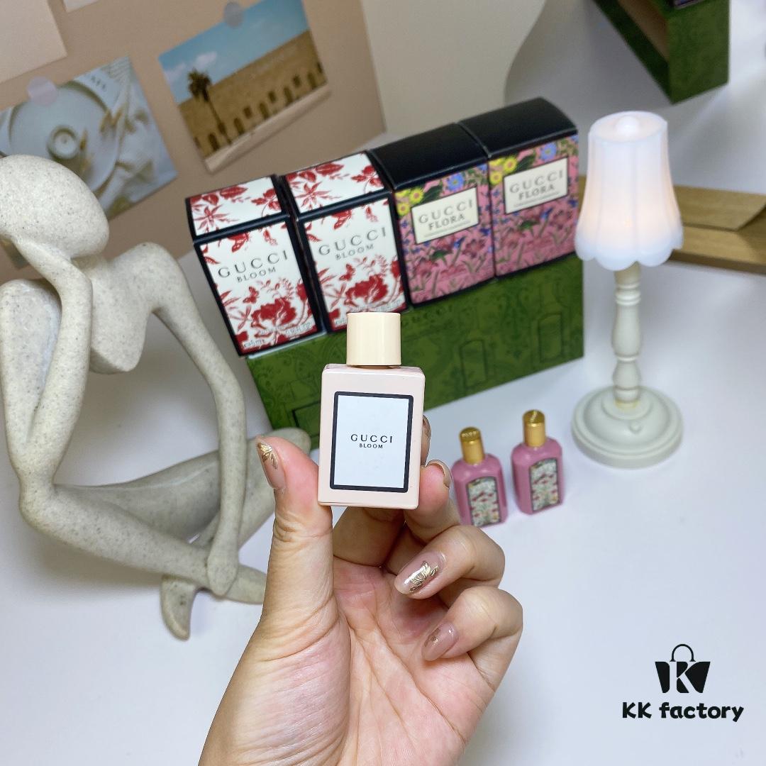 Free Shipping Q-Sized Gucci Green Box Four-Piece Set, Including: 2 Boxes of Bloom Perfume 5ml, 2 Boxes of Dreamy Gardenia 5ml