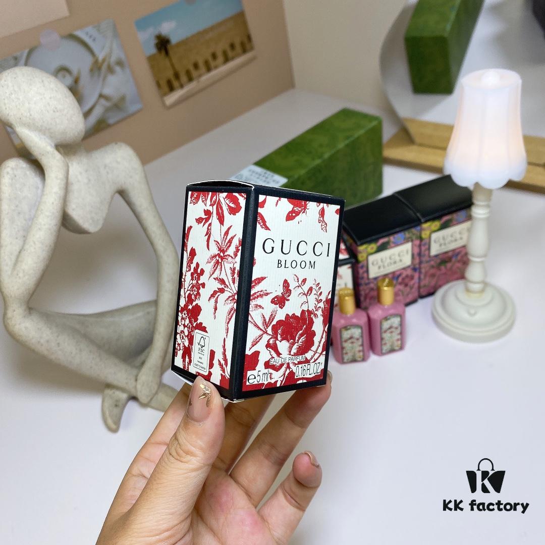 Free Shipping Q-Sized Gucci Green Box Four-Piece Set, Including: 2 Boxes of Bloom Perfume 5ml, 2 Boxes of Dreamy Gardenia 5ml