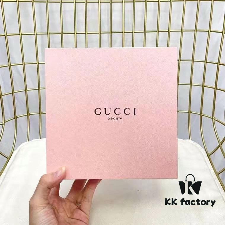 Gucci Lipstick Perfume Set of Three: Gucci Bloom Perfume + Gucci Floral 25 Lipstick + Gucci Comb