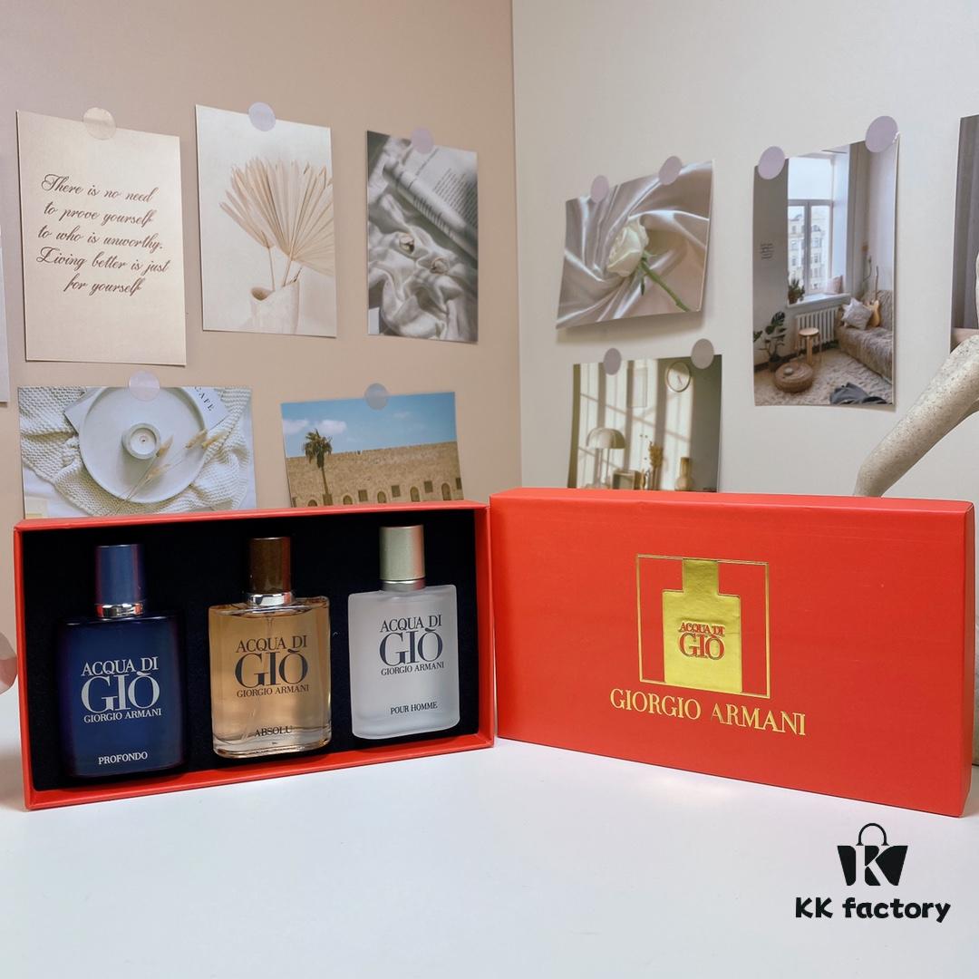 Free Shipping Armani Acqua di Giò Homme Mini Set Four-Piece Kit 30ml×4 with Spray Heads, Includes: Acqua di Gio Pour Homme Classic, Intense, Deep Blue, and Black Edition