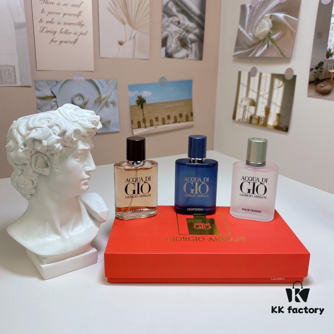 Free Shipping Armani Acqua di Giò Homme Mini Set Four-Piece Kit 30ml×4 with Spray Heads, Includes: Acqua di Gio Pour Homme Classic, Intense, Deep Blue, and Black Edition