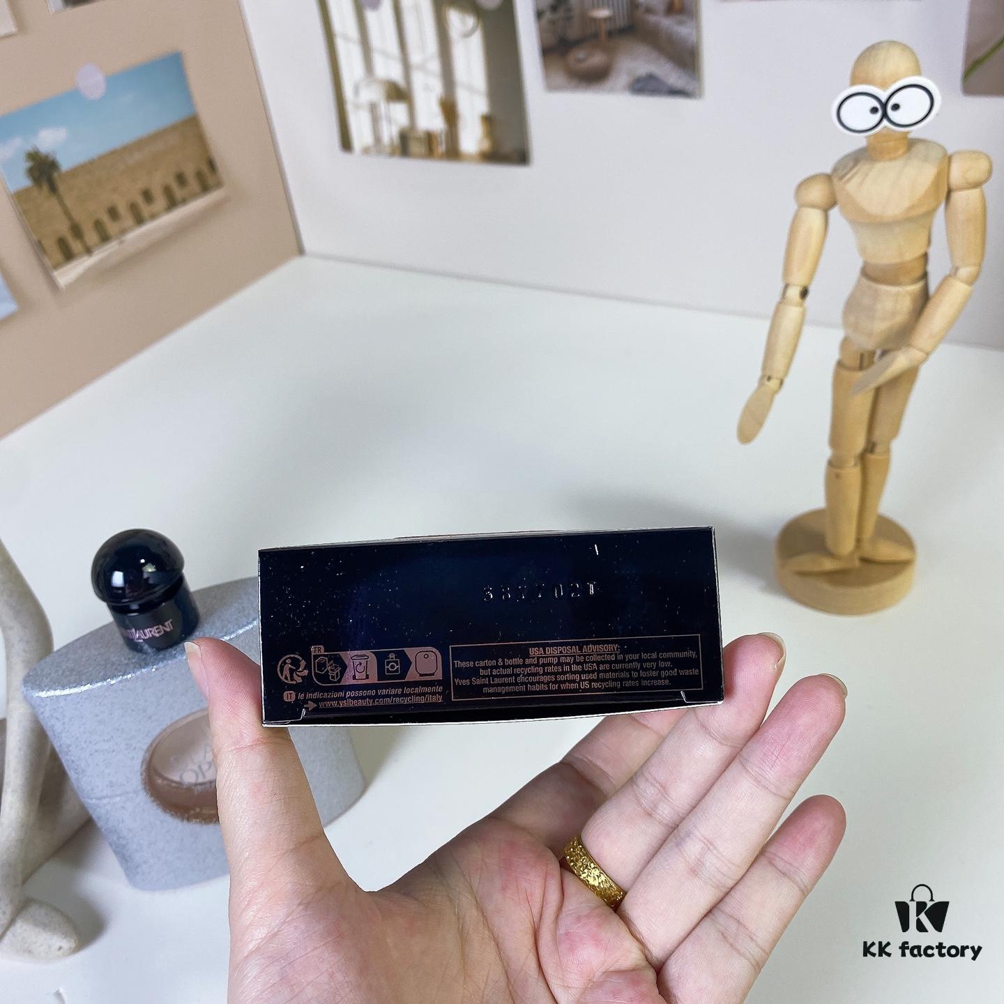 YSL Yves Saint Laurent Black Opium Glitter Edition 90ml