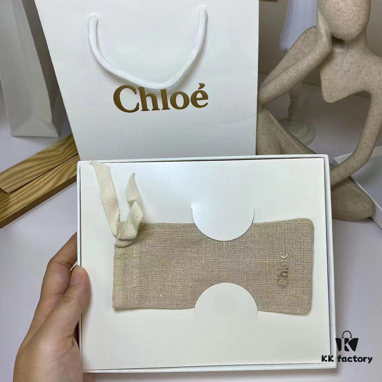 Chloé Nomade Perfume Set 5x10ml with Spray, Includes Pouch, Chinese Label, Gift Bag - Contents: Magnolia, Rose, Misty Jasmine, Cedarwood, Mimosa