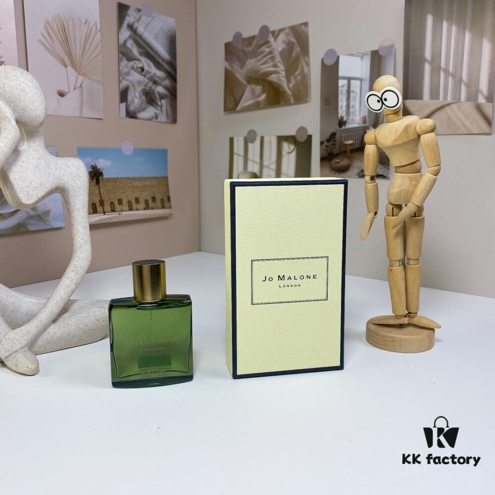 Jo Malone Emerald Thyme Cologne 30ml, Unisex Aromatic Fragrance - Top Notes: Lemon Eucalyptus; Heart Notes: Thyme, Rosemary; Base Notes: Oakmoss, Geranium