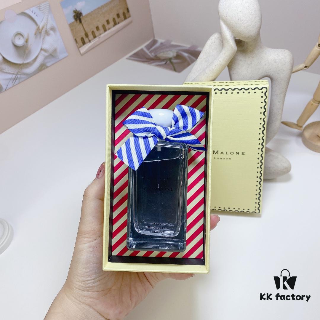 Jo Malone 2023 Christmas Limited Edition Wild Bluebell 100ml Fragrance Gift Set - Floral Green Scent