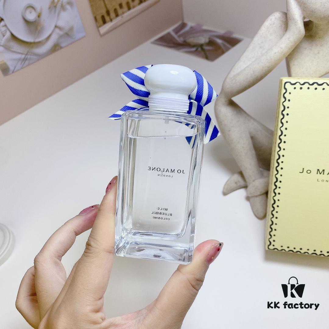 Jo Malone 2023 Christmas Limited Edition Wild Bluebell 100ml Fragrance Gift Set - Floral Green Scent