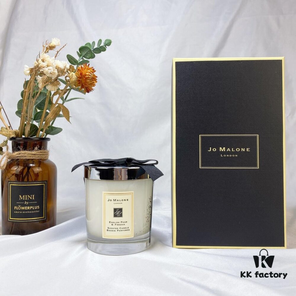 Jo Malone London Home Candle - English Pear & Freesia, 200g