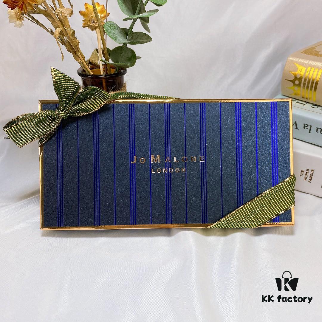 Jo Malone Boutique Blue Box Black Bottle 5-Piece Set, 5 x 9ml with Spray Caps, Mini Q-Size Sample Collection