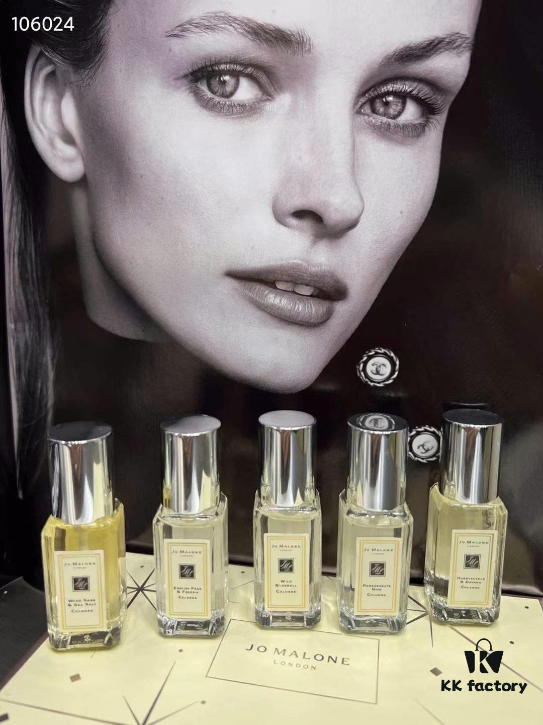 Jo Malone London Limited Edition Christmas Gift Set 2021 - 5 x 9ml Perfume Collection