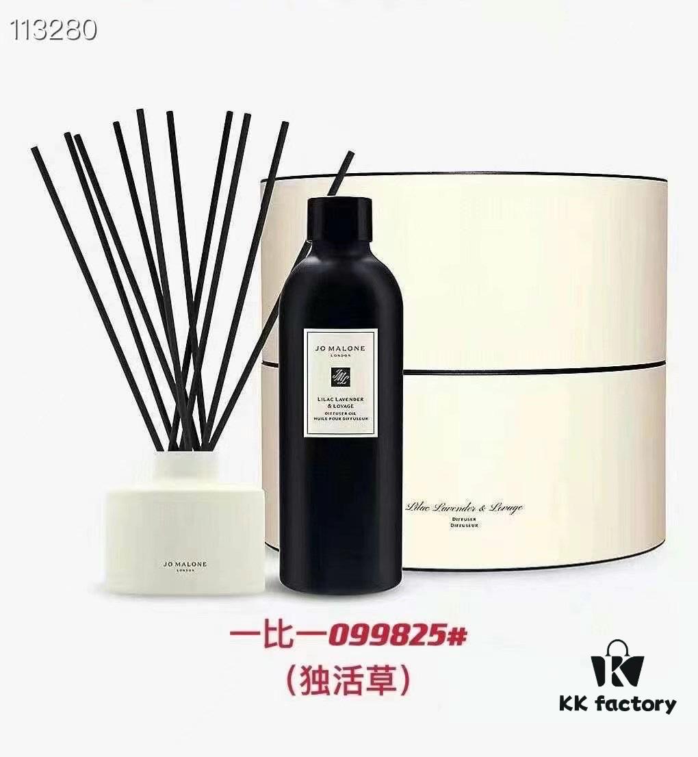 Jo Malone Aromatic Reed Diffuser Ceramic Bottle 350ml! Scents: Wild Berry, Resurrection Plant, Fig and Blackcurrant