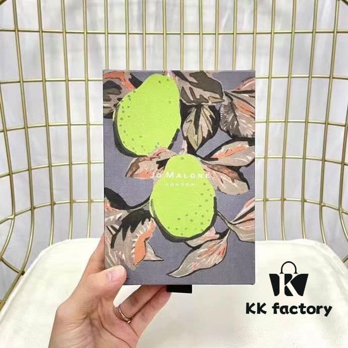 Jo Malone Perfume Full-Size and Sample Set! 100ml + 9ml. Scents: English Pear, Bluebell, Sea Salt, Blackberry