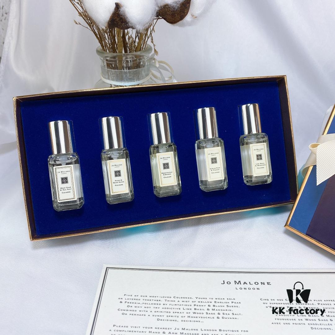 Jo Malone Counter Exclusive Christmas Blue 5-Piece Set, Mini 9ml Each with Atomizer,  ️ Authentic Hexagonal Sprayer, Scents: Lime, English Pear, Honeysuckle, Peony, Sea Salt