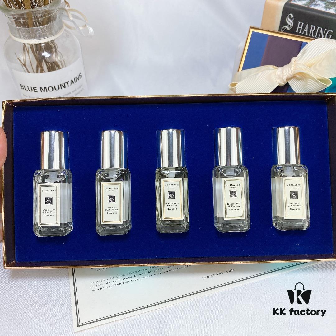 Jo Malone Counter Exclusive Christmas Blue 5-Piece Set, Mini 9ml Each with Atomizer,  ️ Authentic Hexagonal Sprayer, Scents: Lime, English Pear, Honeysuckle, Peony, Sea Salt