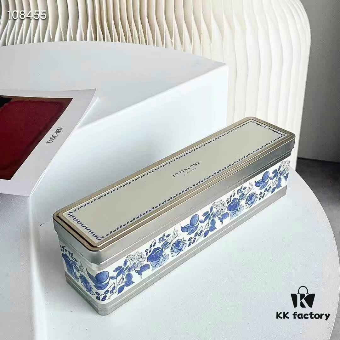 Jo Malone Jam Collection Perfume Set in Tin Box! 30ml × 5 with Sprayers. Includes: Elderflower, Blackberry & Bay, Red Rose, Rhubarb & Custard, Citrus Peel