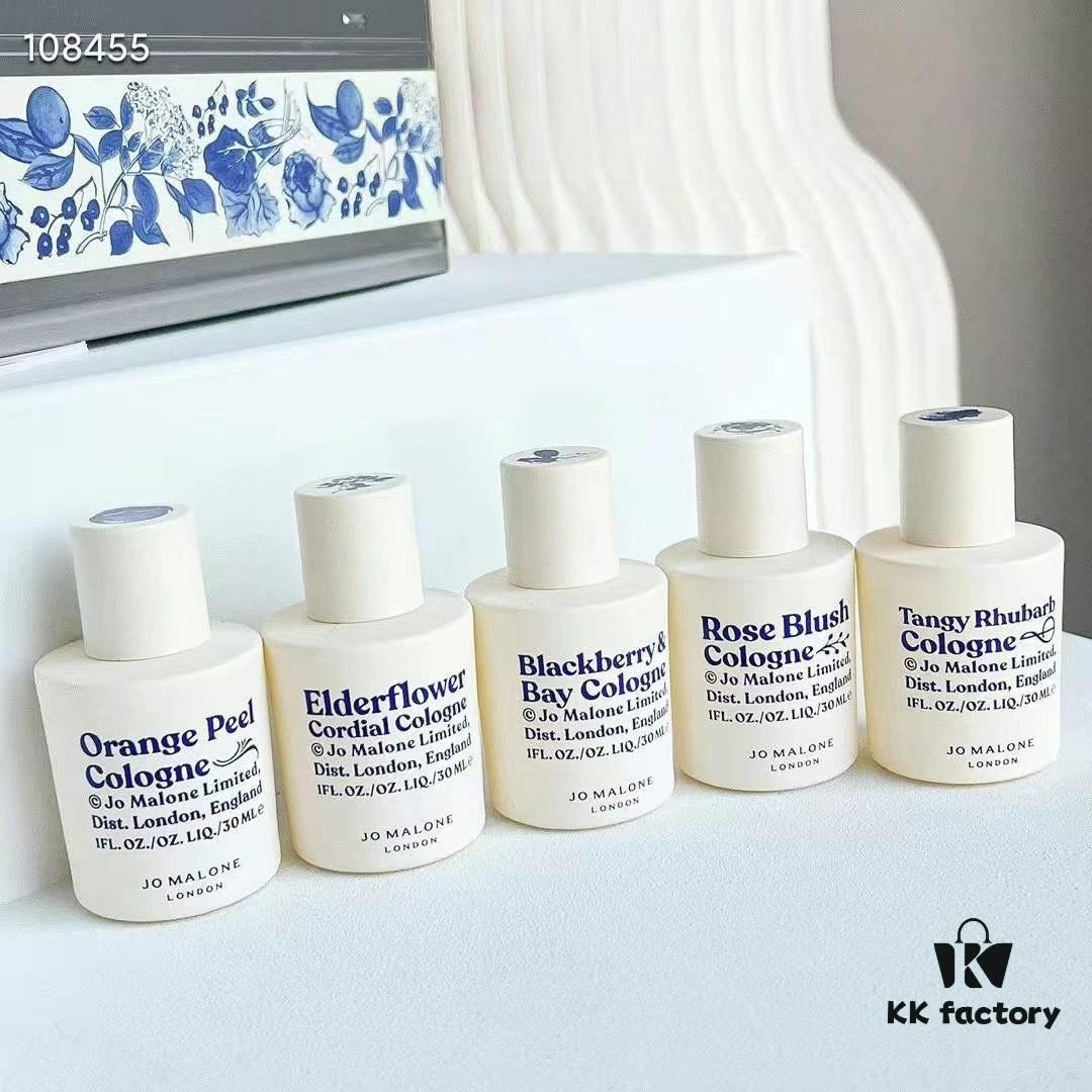 Jo Malone Jam Collection Perfume Set in Tin Box! 30ml × 5 with Sprayers. Includes: Elderflower, Blackberry & Bay, Red Rose, Rhubarb & Custard, Citrus Peel