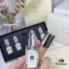 Jo Malone London The Blossoms Limited Edition Flowering Fragrance Compact Gift Set, Bloom Season Collection 5-Piece Perfume Set 5×9ml with Spray Nozzles