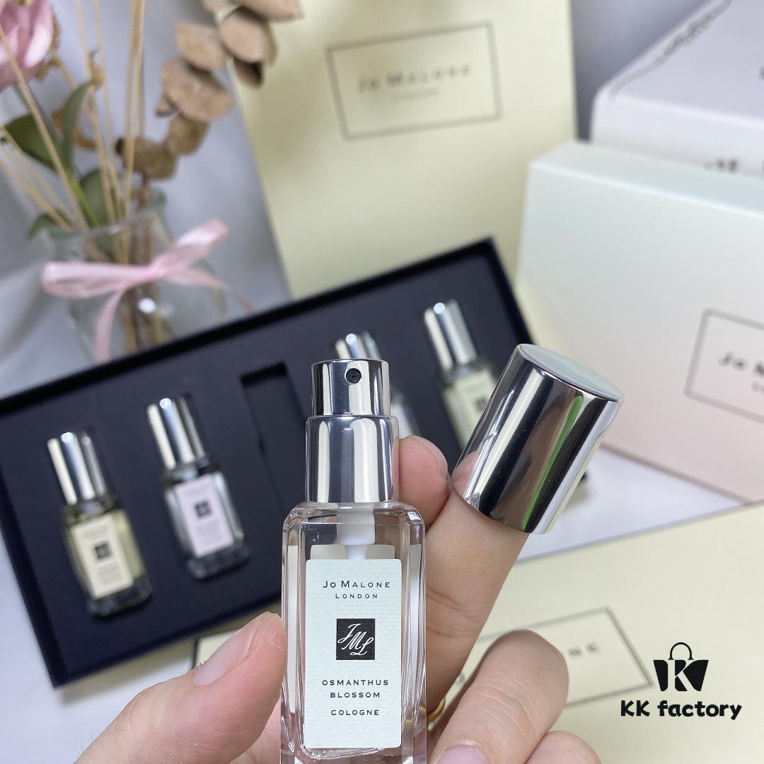 Jo Malone London The Blossoms Limited Edition Flowering Fragrance Compact Gift Set, Bloom Season Collection 5-Piece Perfume Set 5×9ml with Spray Nozzles