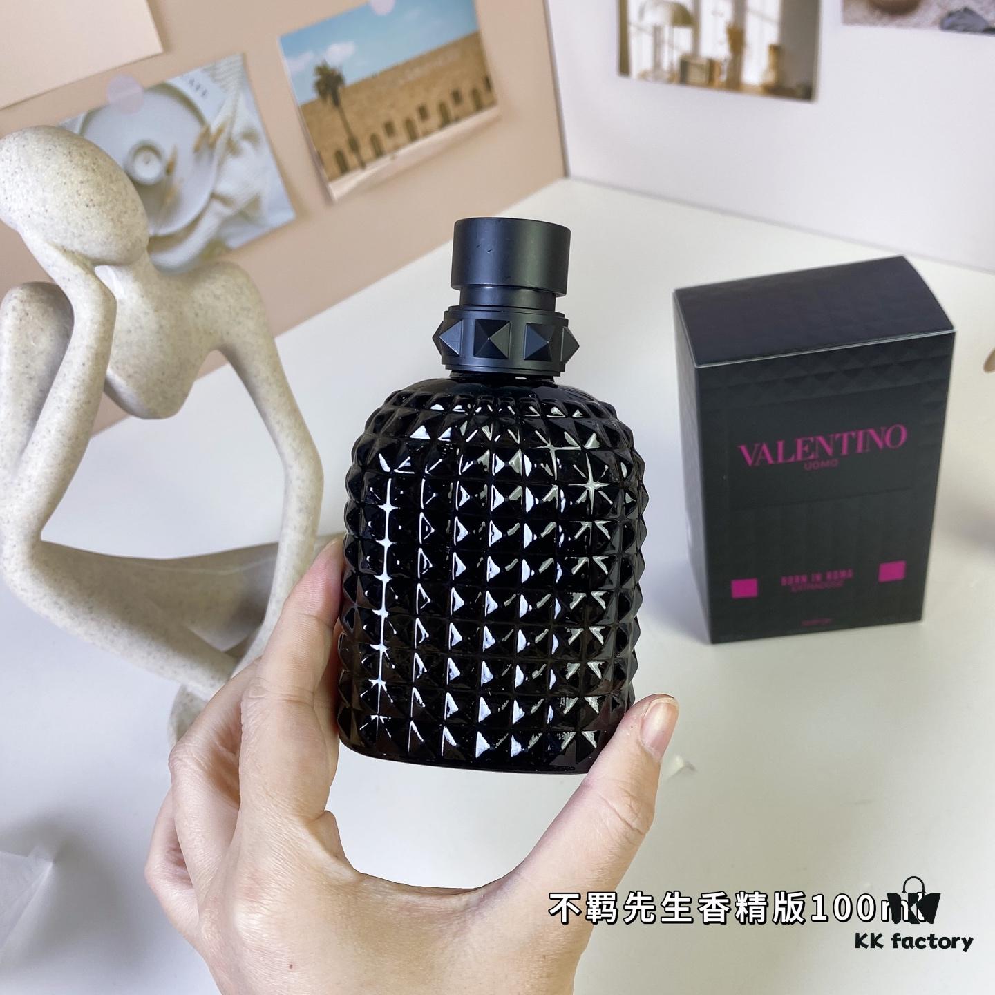 65 Valentino Born in Roma Extradose Uomo Eau de Parfum 100ml