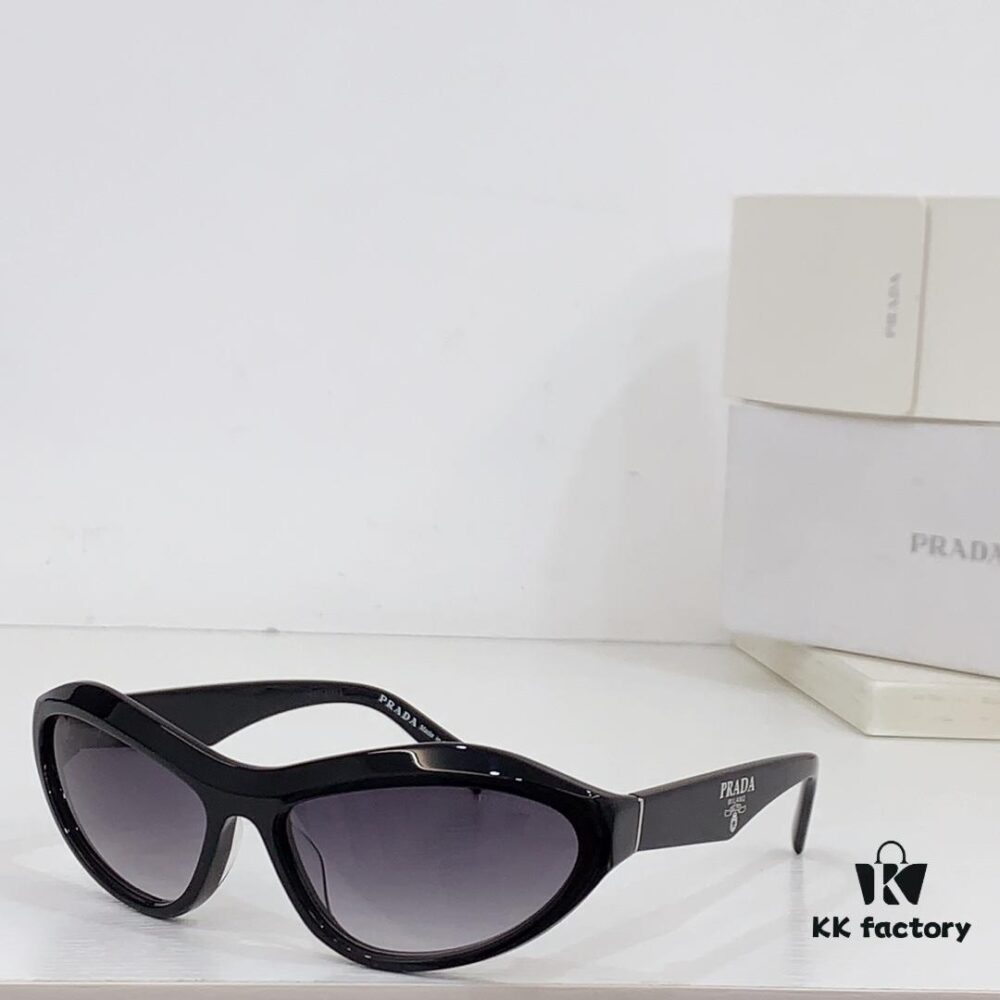 Prada Mod: PRA20S Size: 62-16-140 Swing Sunglasses