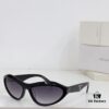 Prada Mod: PRA20S Size: 62-16-140 Swing Sunglasses