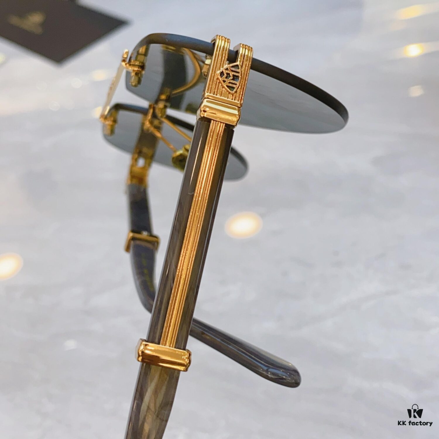 MAYBAC* New Model Sunglasses 🕶️🕶️, MODEL: E01Z - V/10 - 8/P/SH, SIZE: 62-17-145