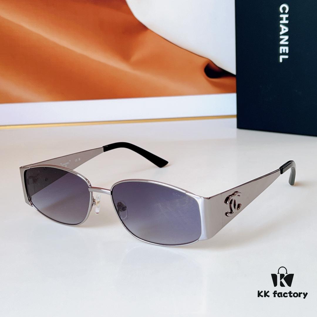 135 CHANEL MODEL: 08846 Size: 65-14-145