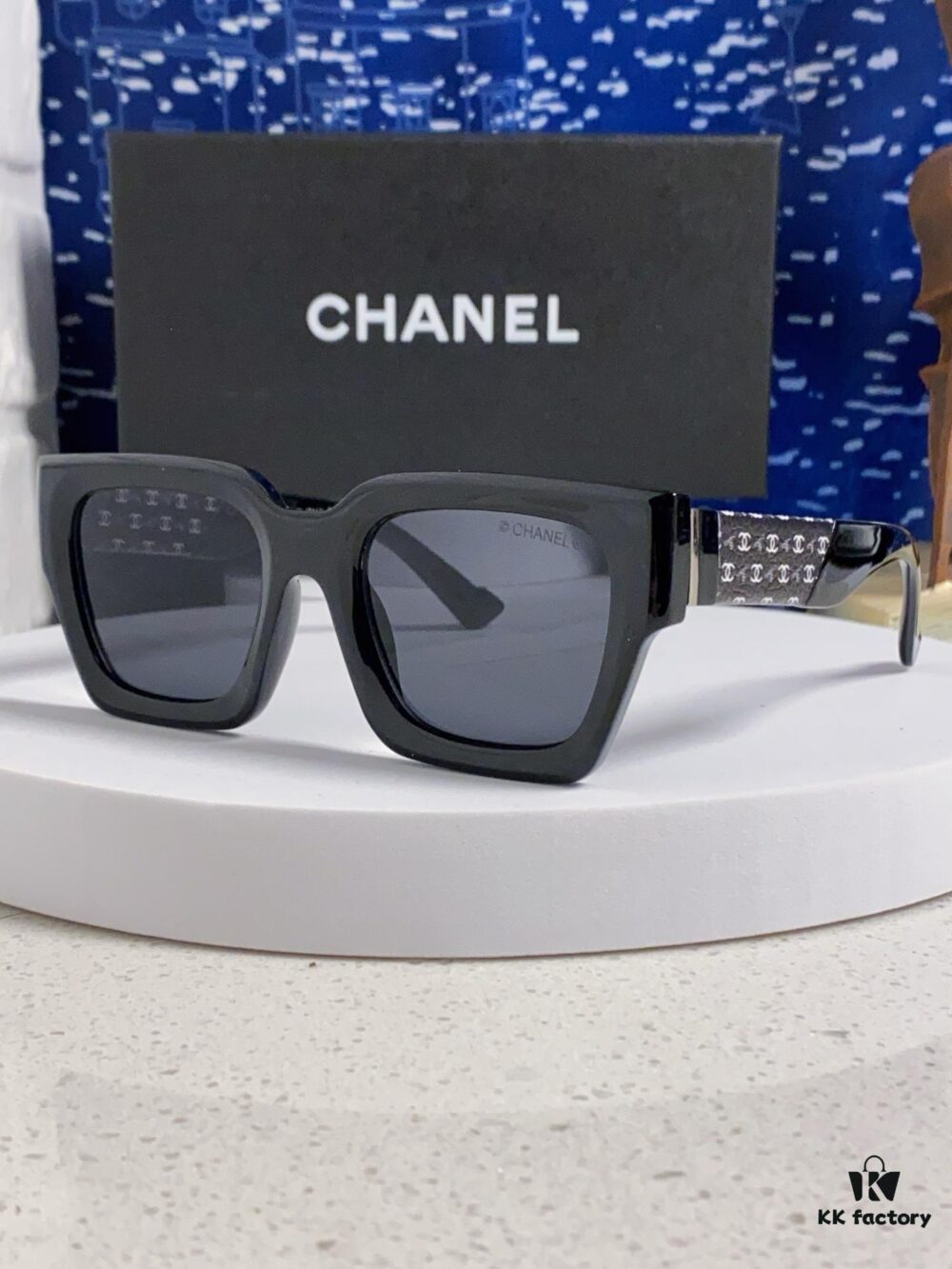 CHANEL 2024 New Arrival Trendy Fashion Square Frame Sunglasses, Comfortable Wear, Influencer Favorite Style, Women's HD Thickened Polarized Sunglasses