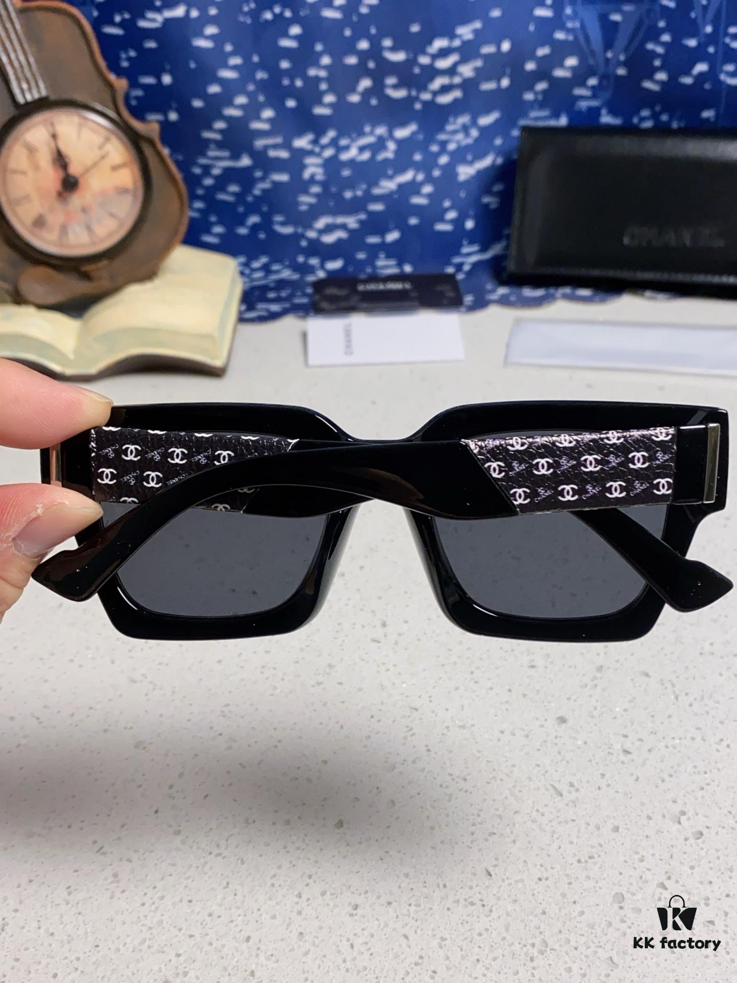 CHANEL 2024 New Arrival Trendy Fashion Square Frame Sunglasses, Comfortable Wear, Influencer Favorite Style, Women's HD Thickened Polarized Sunglasses