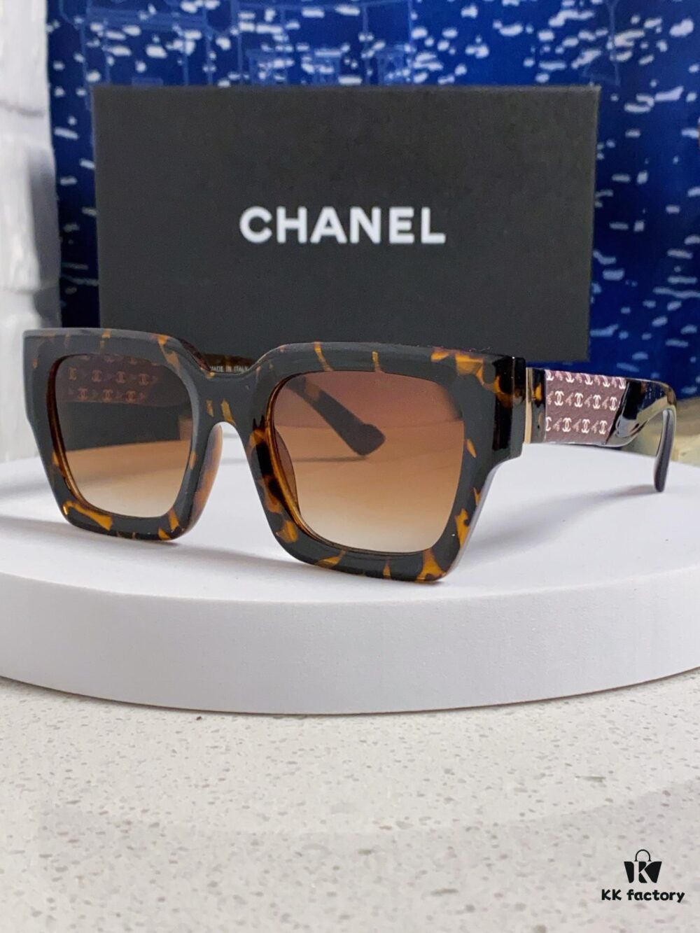 CHANEL 2024 New Arrival Trendy Fashion Square Frame Sunglasses for Women, Comfortable Wear, Influencer Favorite, High-Definition Thick Polarized Lens Sunglasses