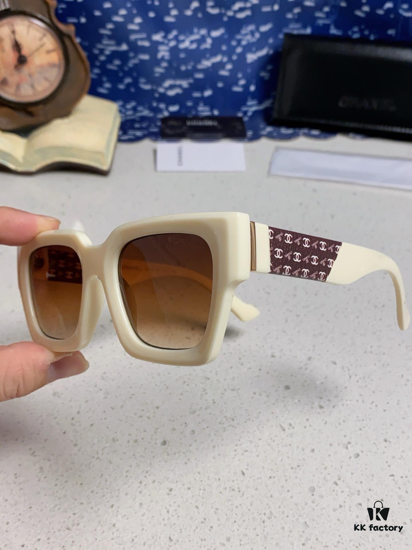 CHANEL 2024 New Arrival Trendy Fashion Square Frame Sunglasses for Women, High-Definition Thick Polarized UV Protection Shades