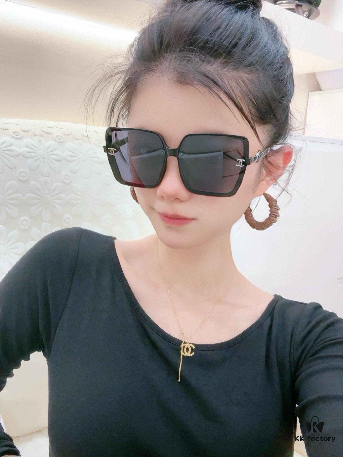 New CHANEL Sunglasses CH7626