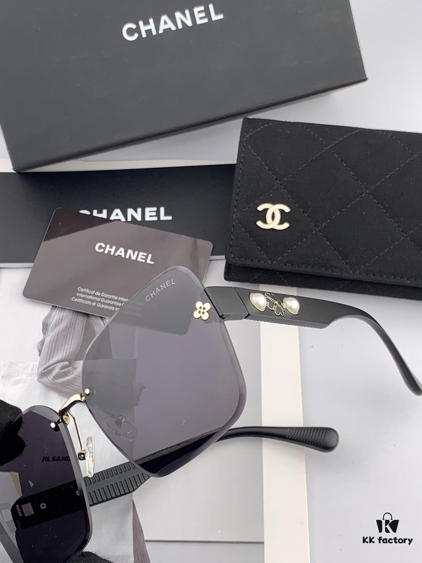 CHANEL 2025 New Arrival Trendy Fashion Square Frame Sunglasses, Comfortable Fit, Influencer Favorite Women's HD Thickened Polarized Sunglasses🕶️ 🎉High-Quality TR Frame ♥️♥️ Model CH8100