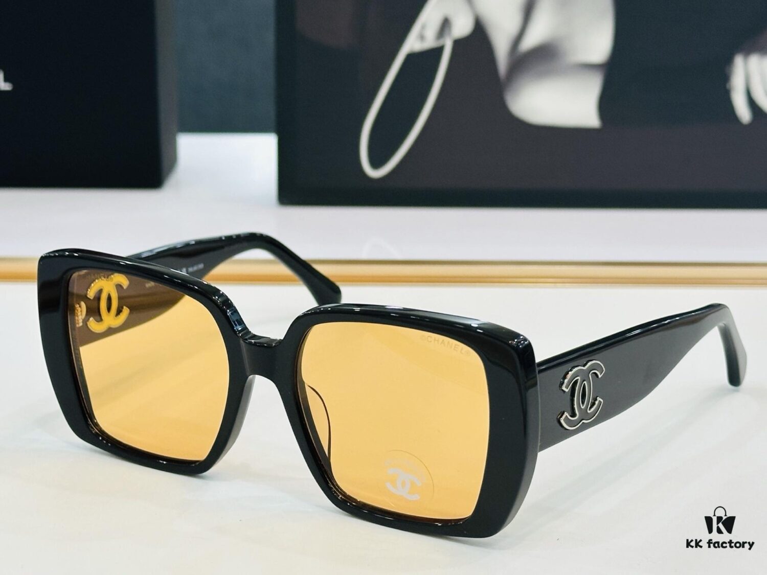 CHANE*/Xiangjia MODEL: CH5541 Size: 54□18-140 Sunglasses, Perfect Quality, Unique Design, Suitable for All Face Shapes