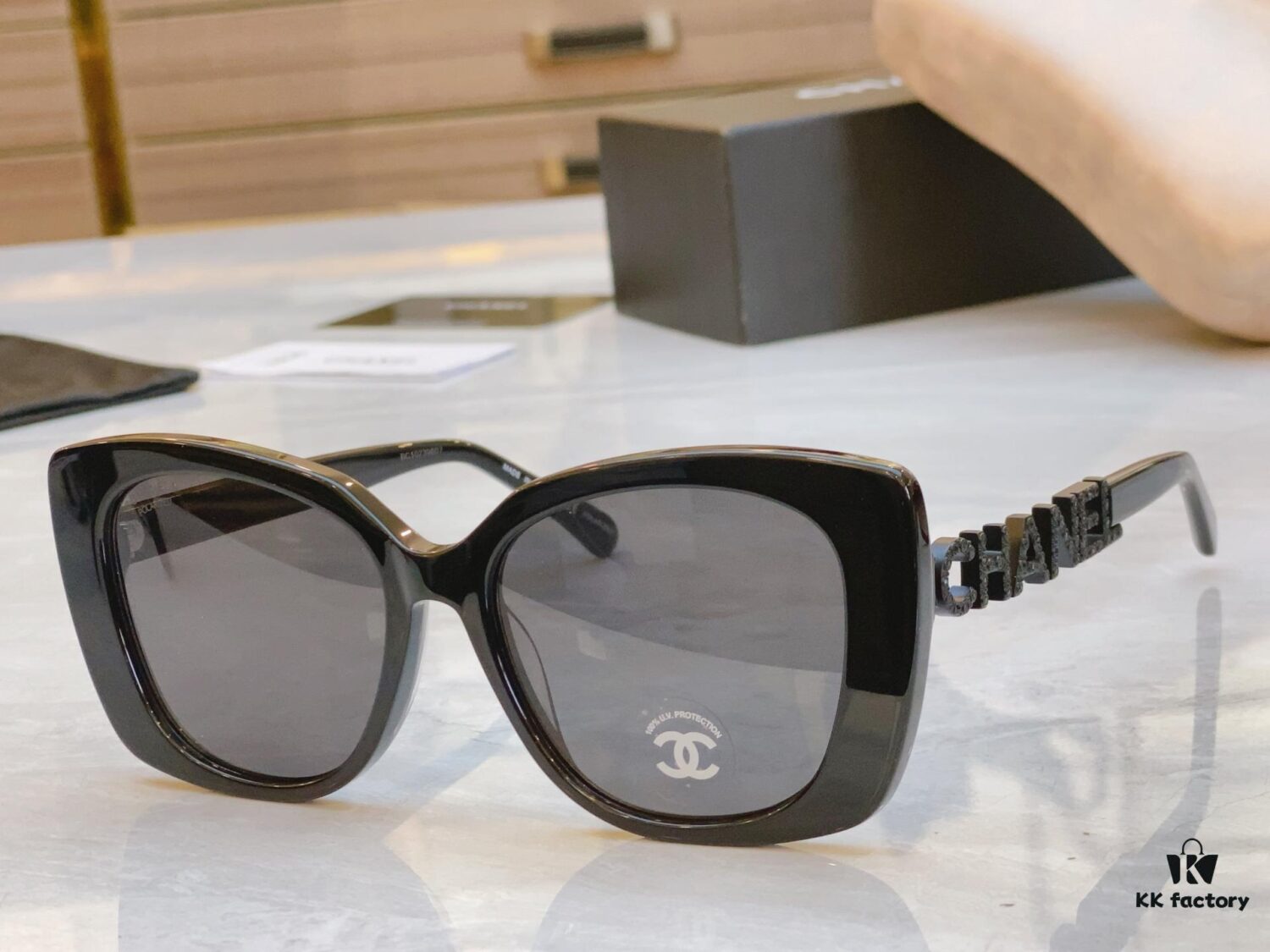 CHANE* Chanel New Model Sunglasses 🕶️🕶️, MODEL: CH5422B, SIZE: 53□17-145