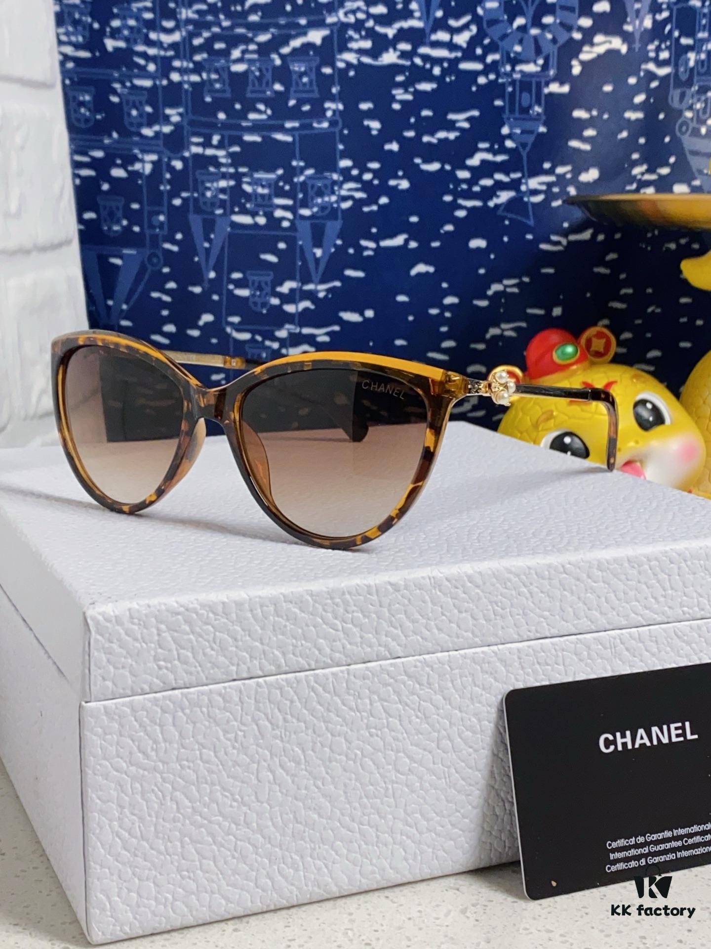 Chanel 2025 New Arrival Trendy Sunglasses Unisex High-Quality Frame Eyewear