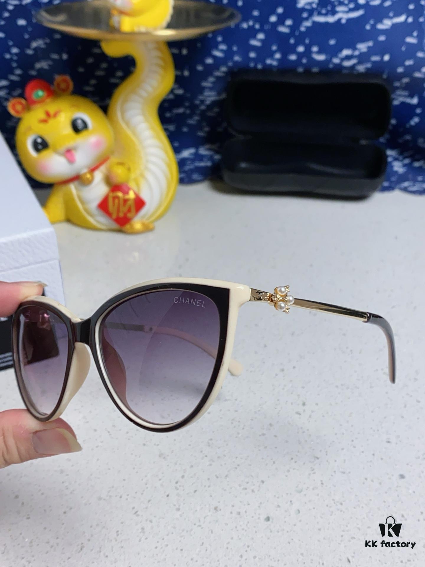 Chanel 2025 New Arrival Trendy Sunglasses Unisex High-Quality Frame Eyewear