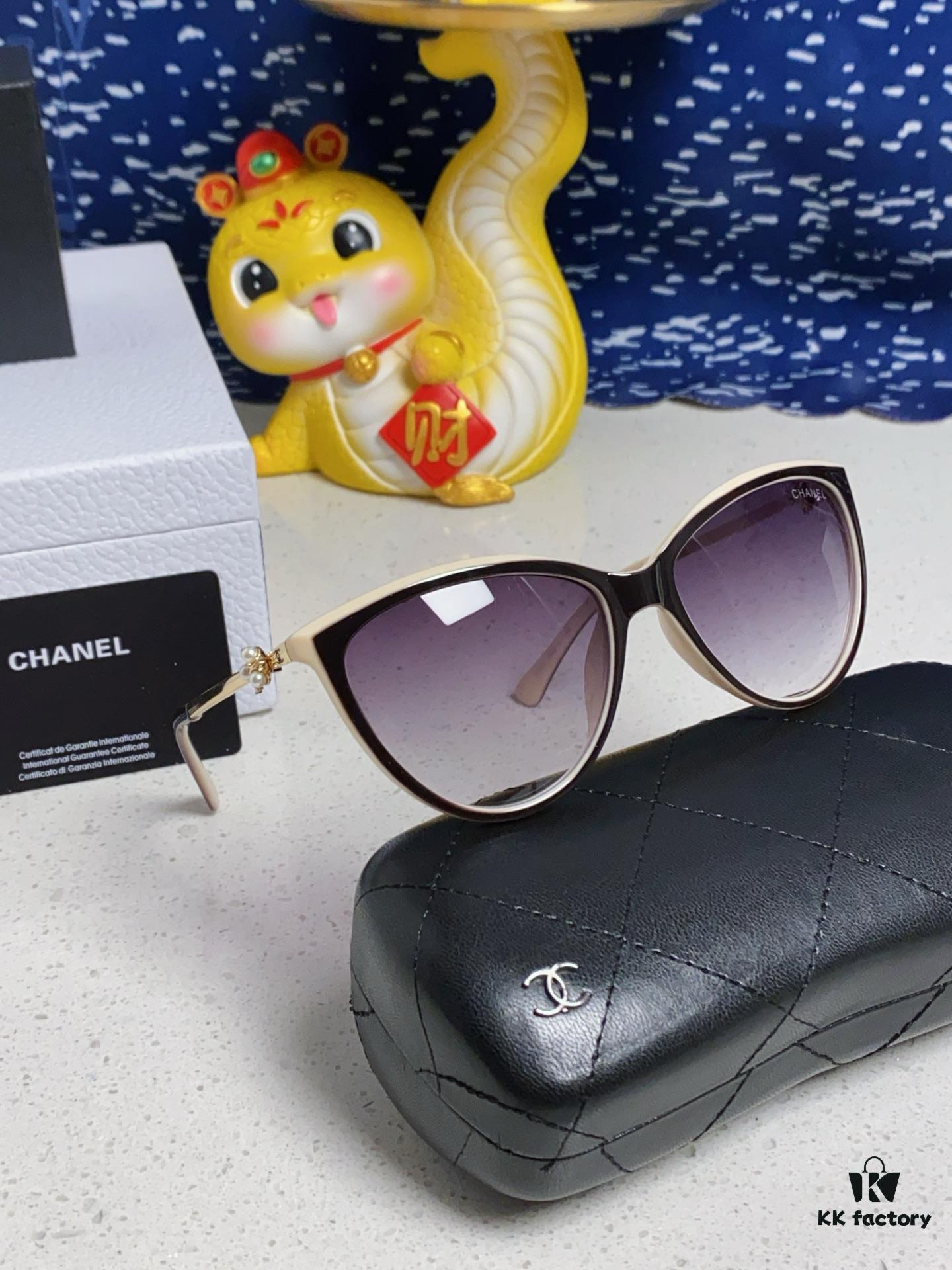 Chanel 2025 New Arrival Trendy Sunglasses Unisex High-Quality Frame Eyewear