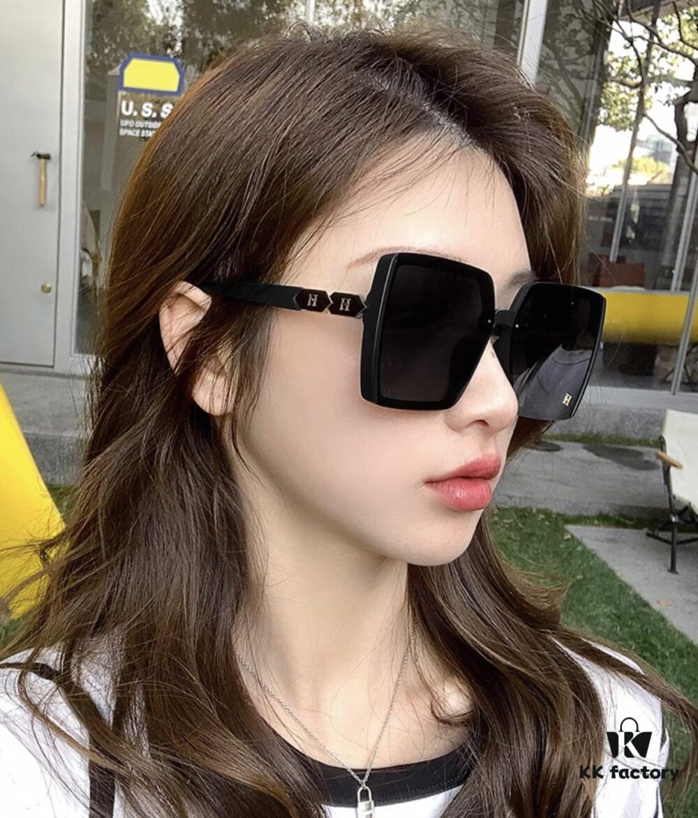 New CHANEL Sunglasses CH3600