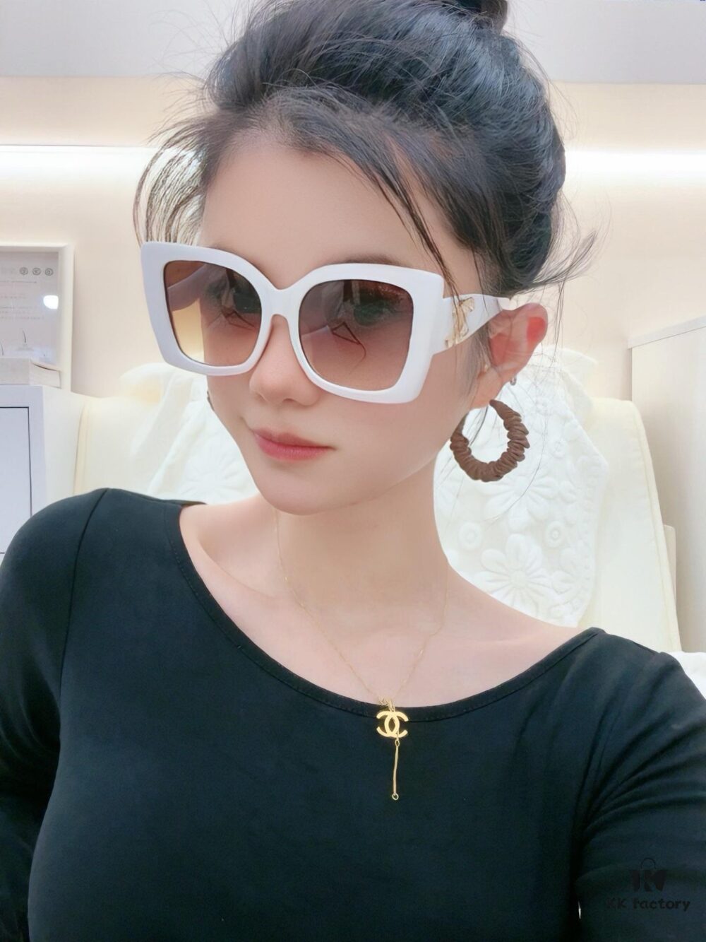 New CHANEL Sunglasses CH3600