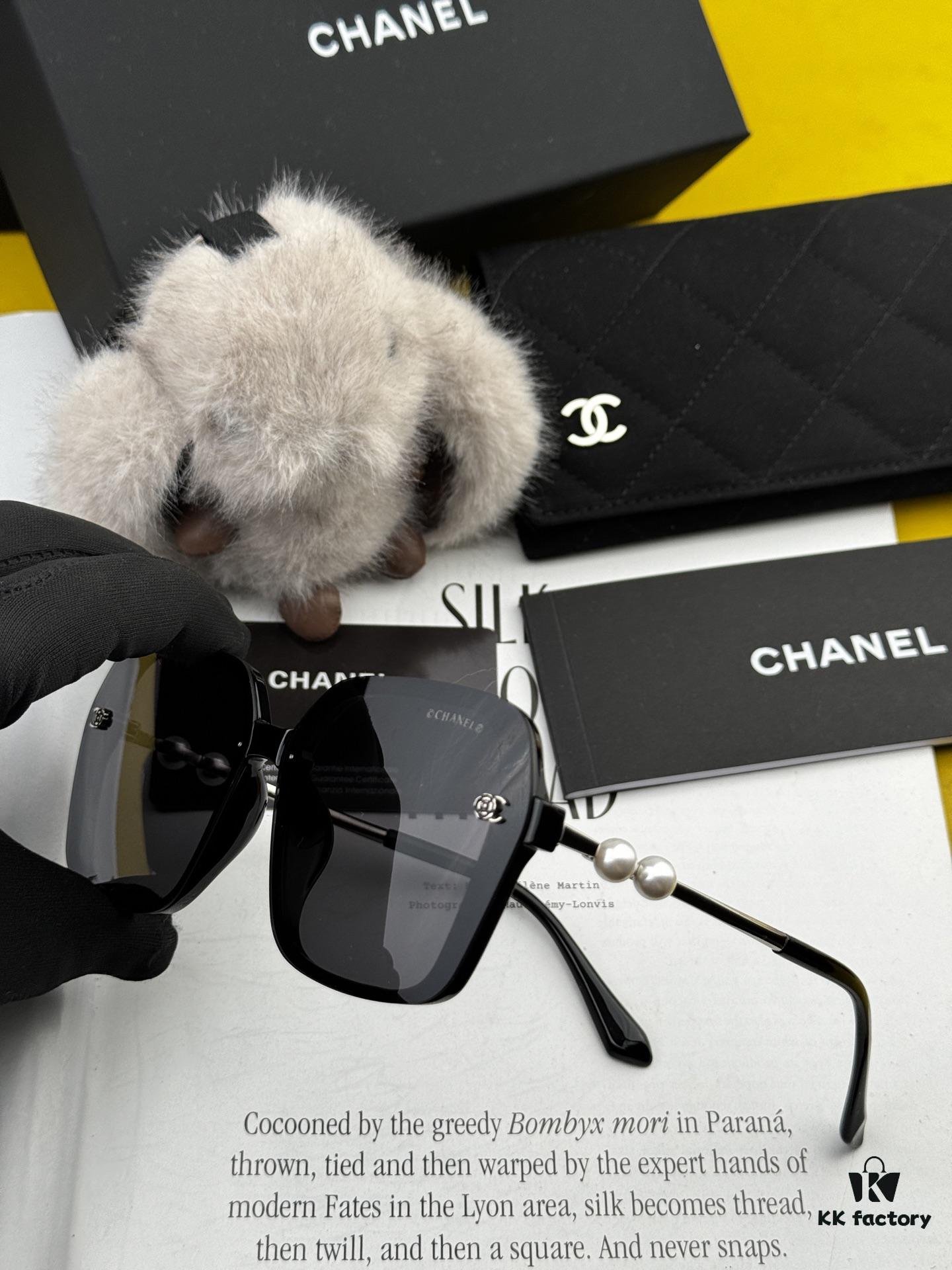 CHANEL 2025 Official Pre-Spring New Arrival, Celebrity-Favorite Large-Frame Pearl Polarized Sunglasses