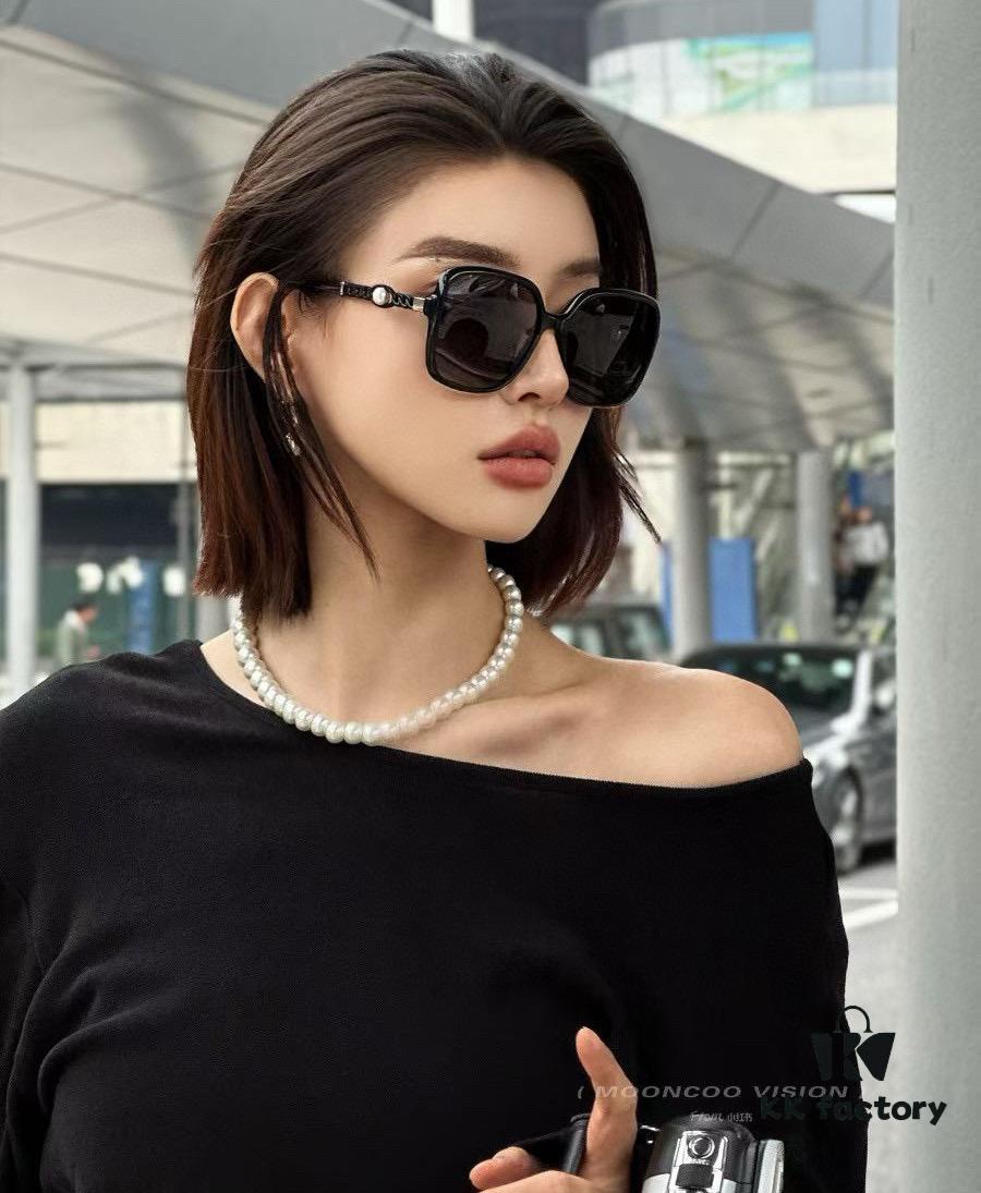 CHANEL 2025 Official Early Spring New Arrival, Popular Style Worn by Many Celebrities – Chanel New Large Frame Pearl-Pattern Polarized Sunglasses, Polarel Ultra-Clear Polarized Sunglasses