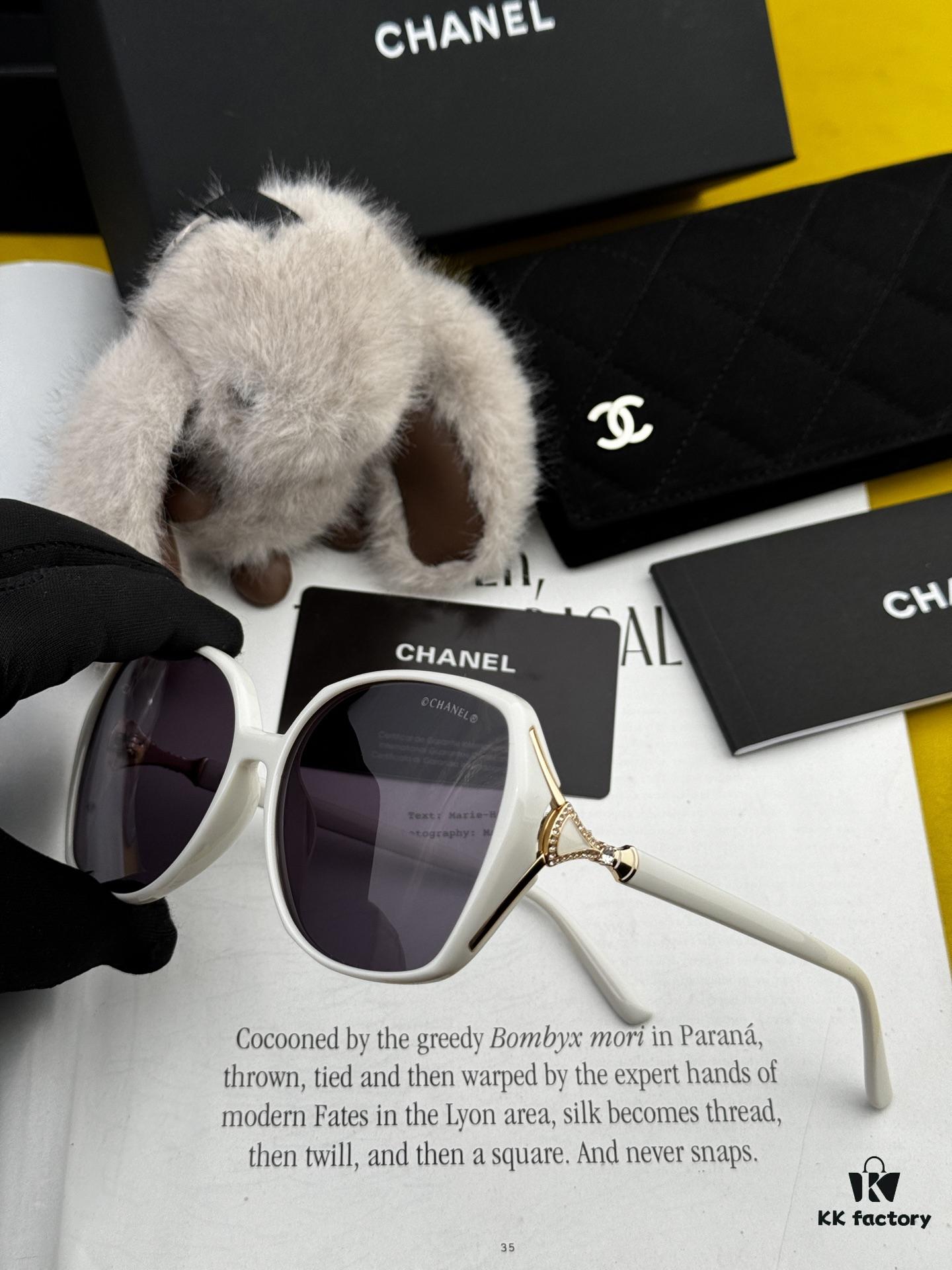 CHANEL 2025 New Arrival Trendy Fashion Square Sunglasses for Women, High-Definition Thick Polarized UV Protection Shades, Comfortable Wear, Influencer Favorite TR Frame Sunglasses Model CH1750
