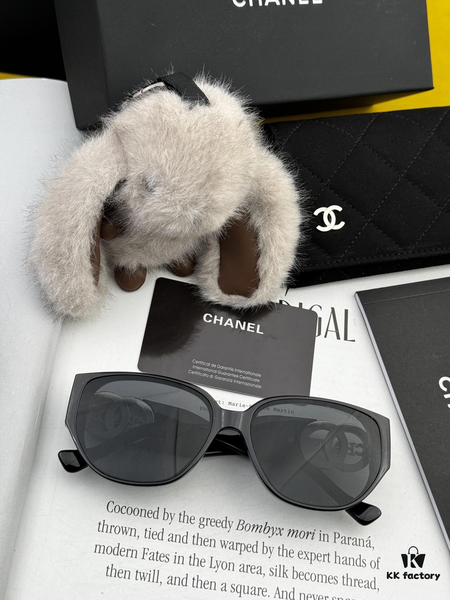 Chanel Oversized Square Sunglasses, Classic Frame Design, Universal Fit, Polarized UV-Protective Lenses, Model: CH4620