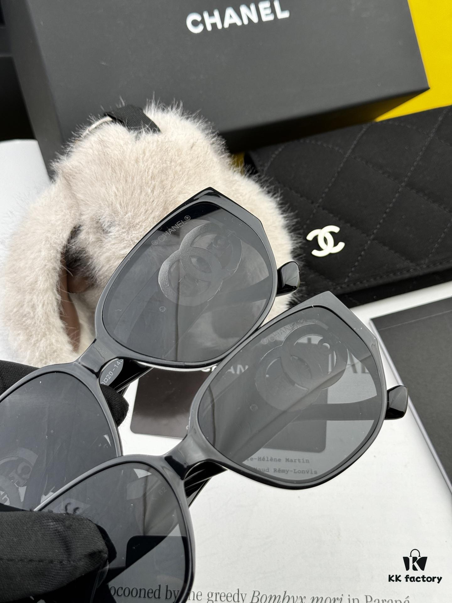 Chanel Oversized Square Sunglasses, Classic Frame Design, Universal Fit, Polarized UV-Protective Lenses, Model: CH4620